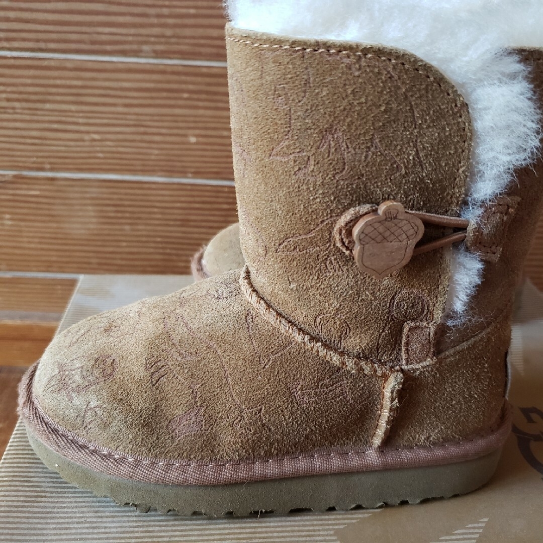 ugg  キッズ  ブーツ  16cm キッズ/ベビー/マタニティのベビー靴/シューズ(~14cm)(ブーツ)の商品写真