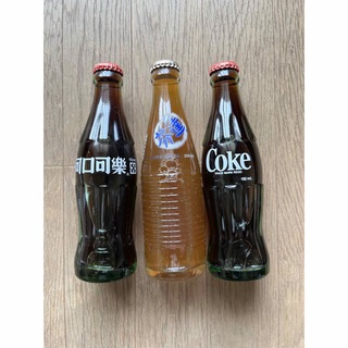 コカコーラ(コカ・コーラ)のコカコーラ瓶とファンタオレンジ３本(ガラス)