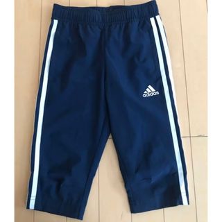 アディダス(adidas)のadidasアディダス130クロップド丈ハーフパンツ　半ズボン　半パン(パンツ/スパッツ)