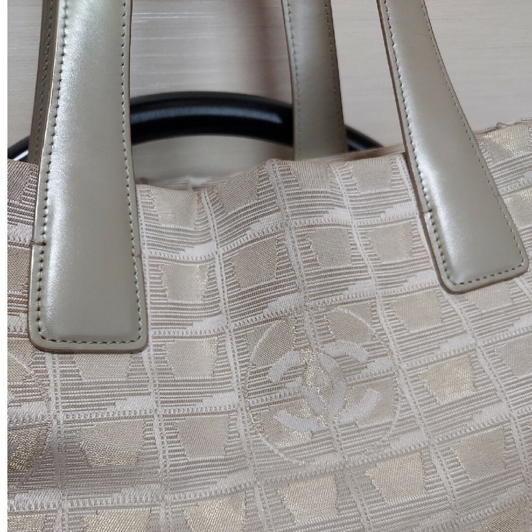 鑑定済正規 CHANEL ニュートラベルラインバック 美品