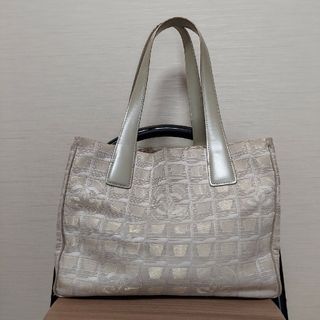シャネル トラベルライン ショルダーバッグ(レディース)(ゴールド