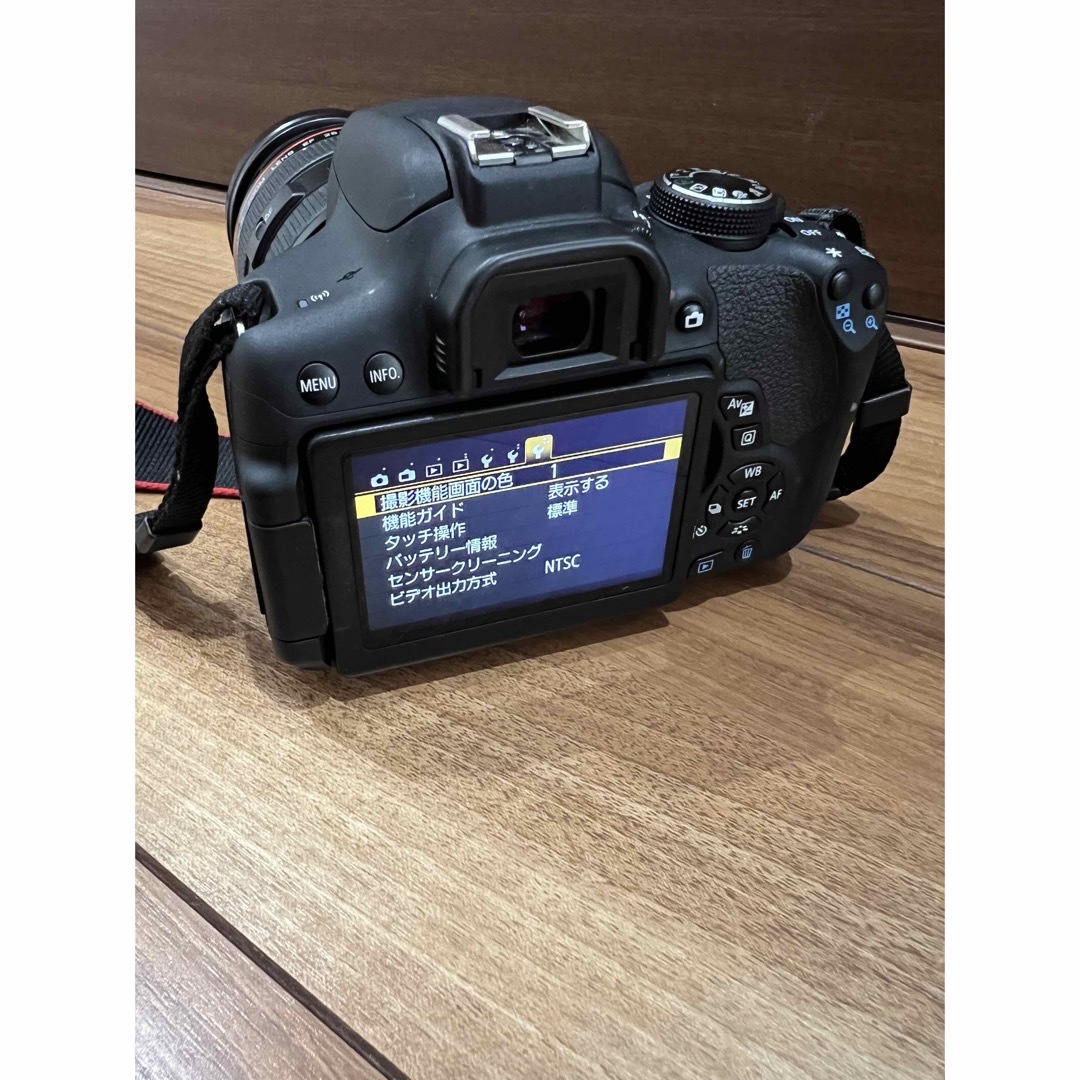 Canon EOS KISS X8i EF 28-70mm 1:2.8 レンズ-eastgate.mk