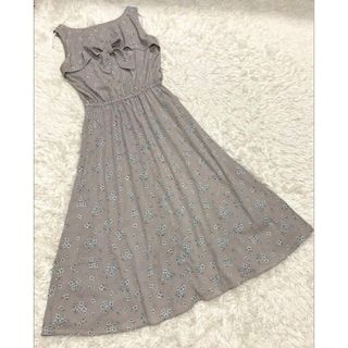 マジェスティックレゴン(MAJESTIC LEGON)のMAJESTIC LEGON ワンピース 花柄 後ろリボン 良品(ロングワンピース/マキシワンピース)