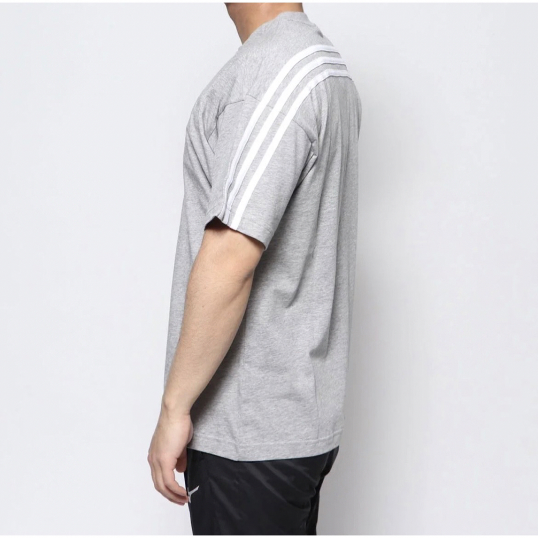 アディダス　adidas　Ｔシャツ　Ｓサイズ