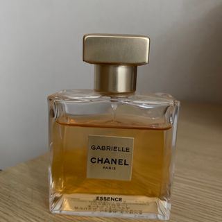 シャネル(CHANEL)のゆかり様／ガブリエル シャネルエッセンス オードゥパルファム ヴァボリザター(ユニセックス)