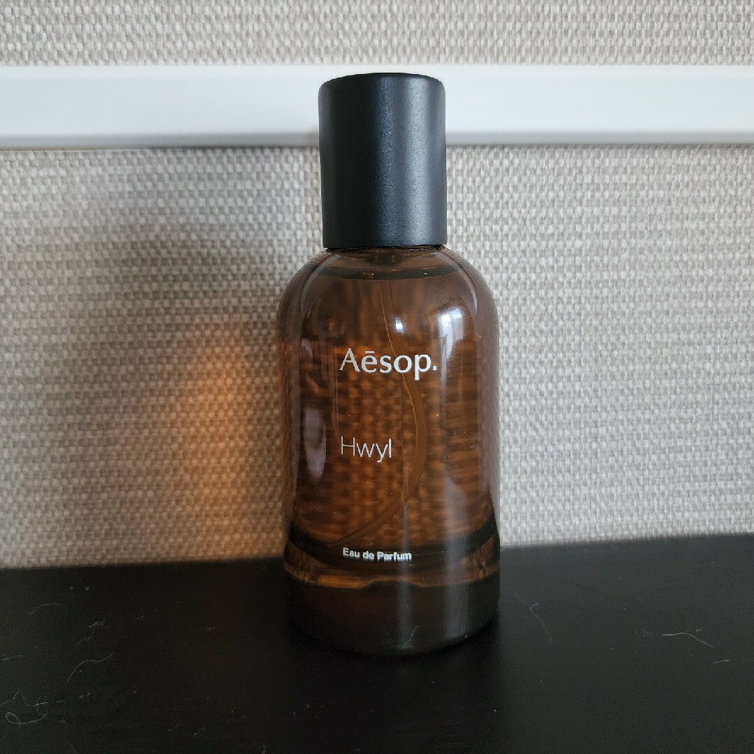Aesop(イソップ)香水Hwyl - ユニセックス Aesop ヒュイル オードパルファム 香水 イソップ hwyl