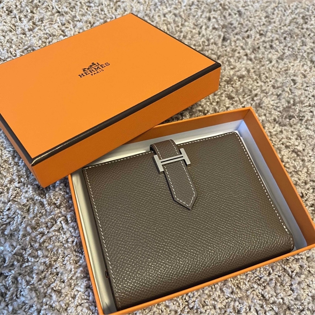 Hermes ベアン　コンパクト　エトゥープ　財布
