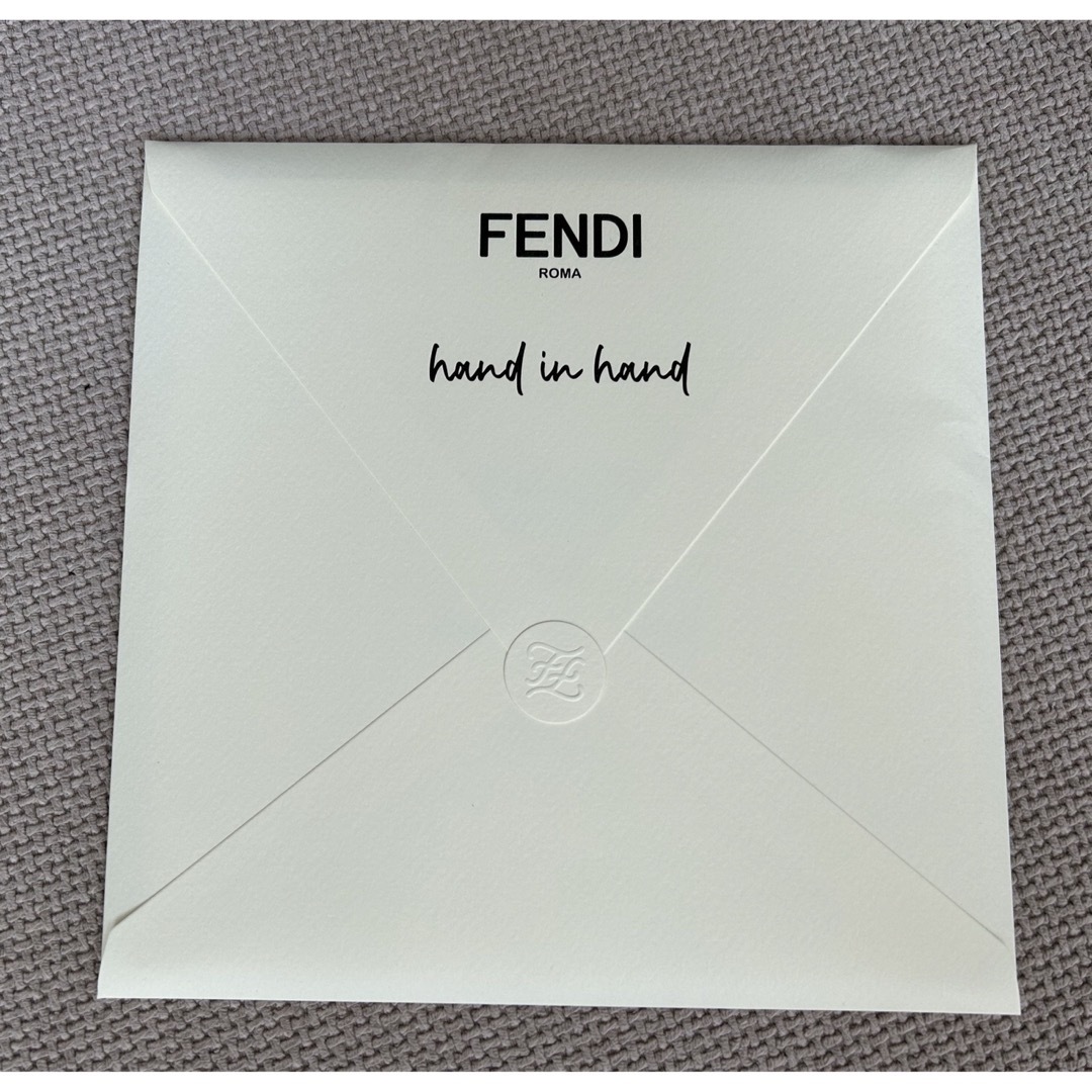 FENDI(フェンディ)のFENDI hand in hand エキシビジョンブックレット(未開封) その他のその他(その他)の商品写真