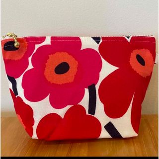 マリメッコ(marimekko)のマリメッコポーチ　小(雑貨)