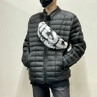 DIESEL   美品DIESEL ディーゼル ショルダーバッグ ボディバッグの