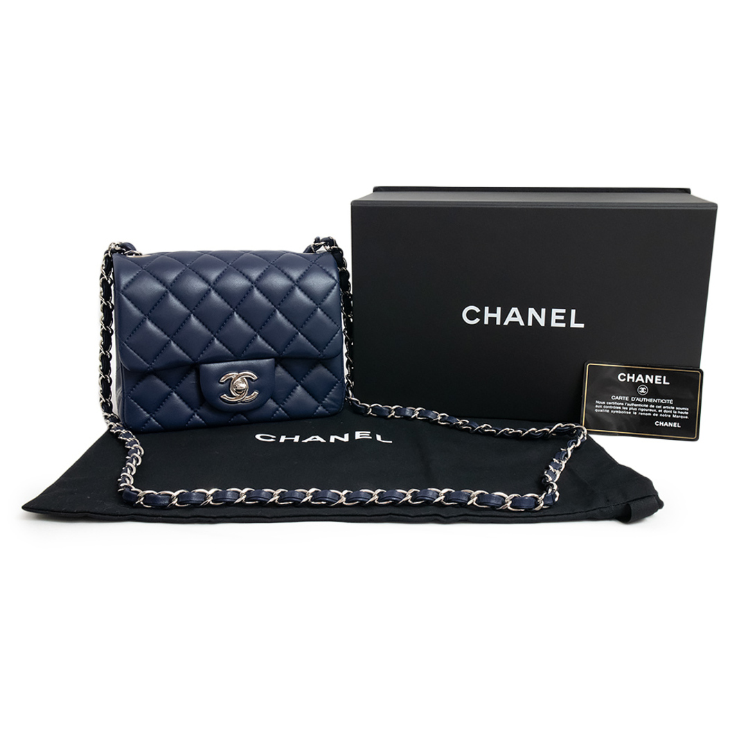 CHANEL ボーイシャネル　マトラッセ　ミニフラップウォレット　ラムスキン