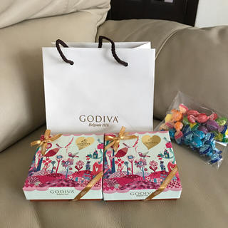 GODIVA-ゴディバ ビュッフェ ドゥ ガトー アソートメント 4粒入り 2箱(菓子/デザート)