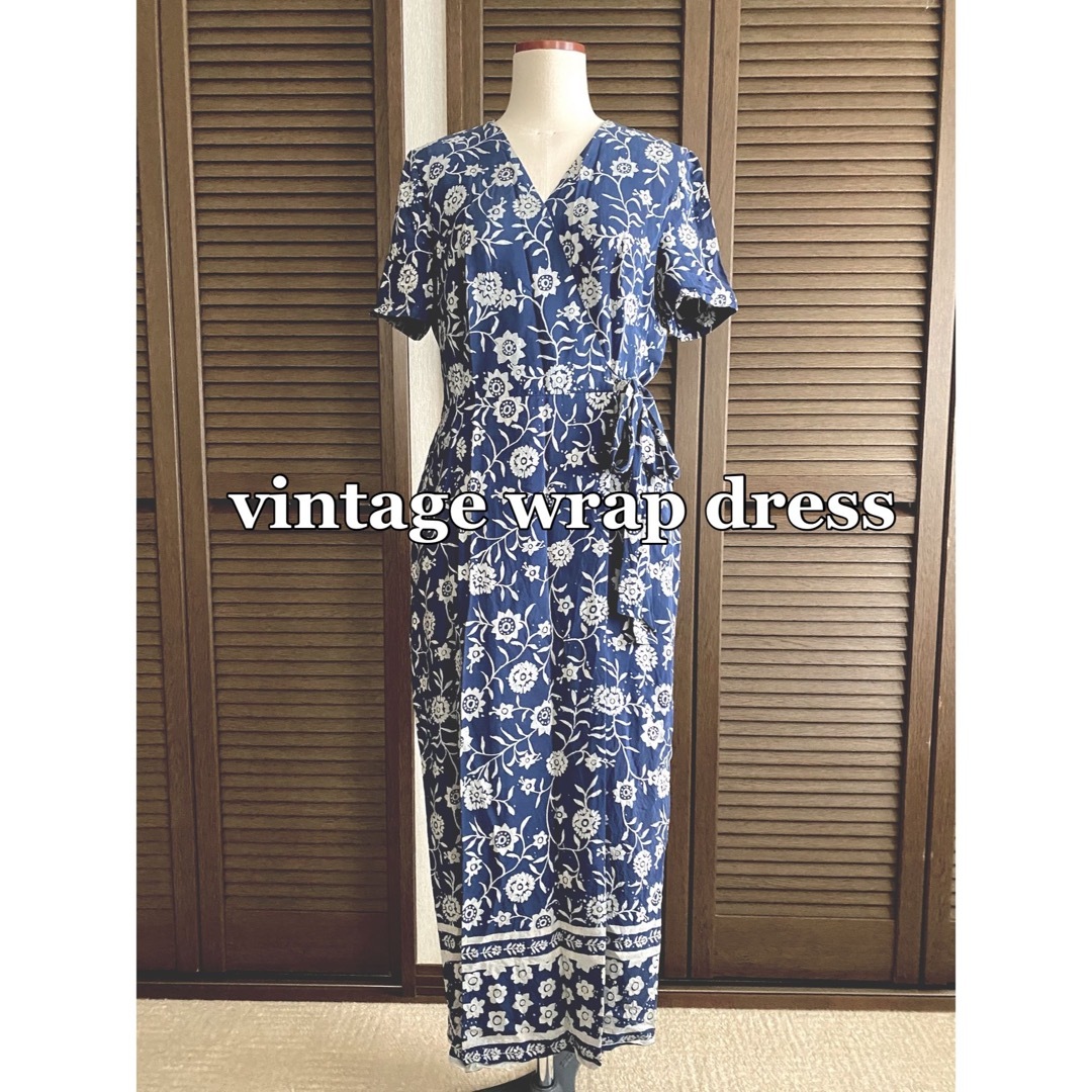 ブルー系◻︎サイズvintage silk 100% flower wrap dress