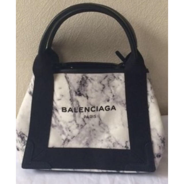 Balenciaga(バレンシアガ)のバレンシアガ 激レアマーブルキャンバストートバッグ国内未販売XS レディースのバッグ(トートバッグ)の商品写真