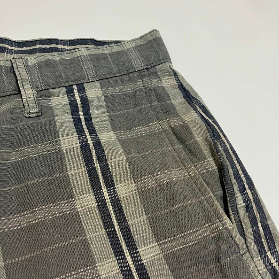 Dickies(ディッキーズ)のXXL相当Dickies 美品 ハーフパンツ チェック柄 ショーツ グレー 古着 メンズのパンツ(ショートパンツ)の商品写真