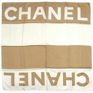 シャネル(CHANEL)のシャネル スカーフ シルク 大判 ロゴ ショール ブラウン JJS02501(バンダナ/スカーフ)