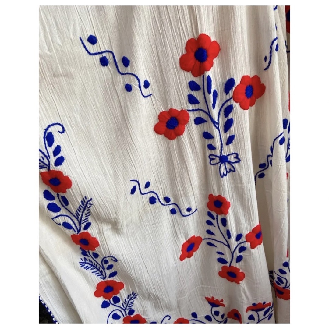 vintage hand embroidered dress 6