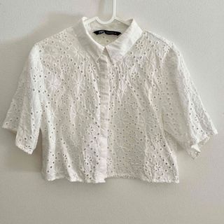 ザラ(ZARA)の【ZARA】  刺繍ブラウス(シャツ/ブラウス(半袖/袖なし))