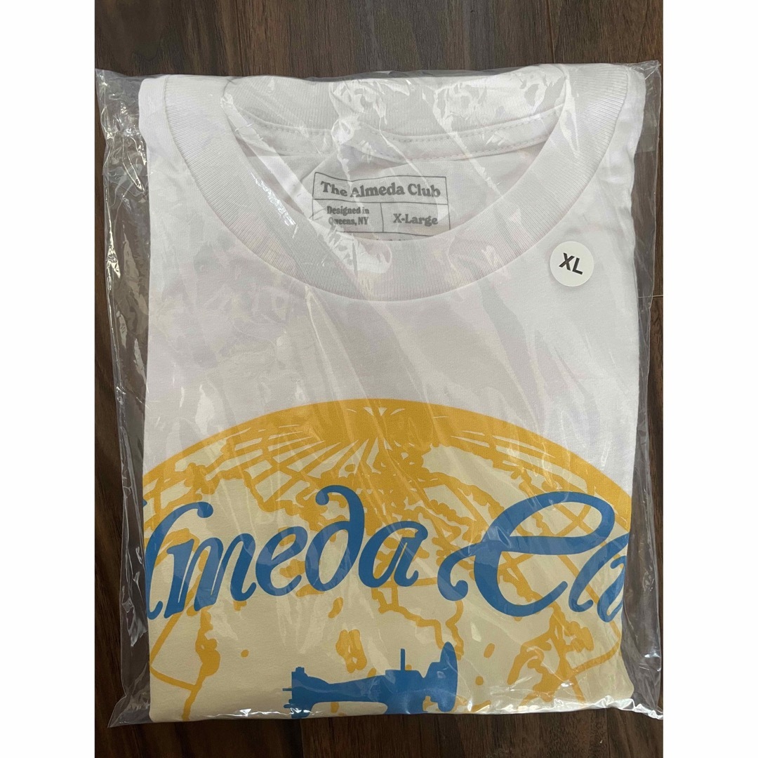 The apartment x Almeda Club / Globe Tee