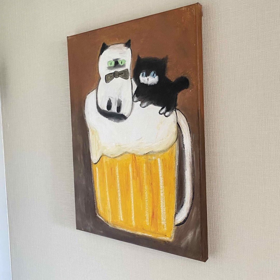 絵画。原画☆キャンバスF6【かわいい猫2匹とビールを飲みます】