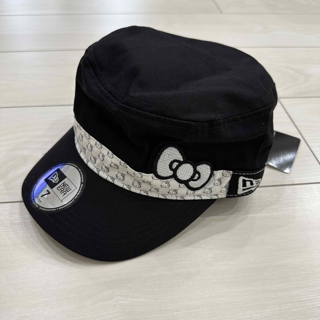 NEW ERA(ニューエラー)の新品 NEWERA ハローキティ ワークキャップ 白 黒 55.8cm エンタメ/ホビーのおもちゃ/ぬいぐるみ(キャラクターグッズ)の商品写真