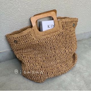 ウッドハンドル ストローバッグ カゴバック ハンドバッグ  メッシュ 茶色 美品(かごバッグ/ストローバッグ)