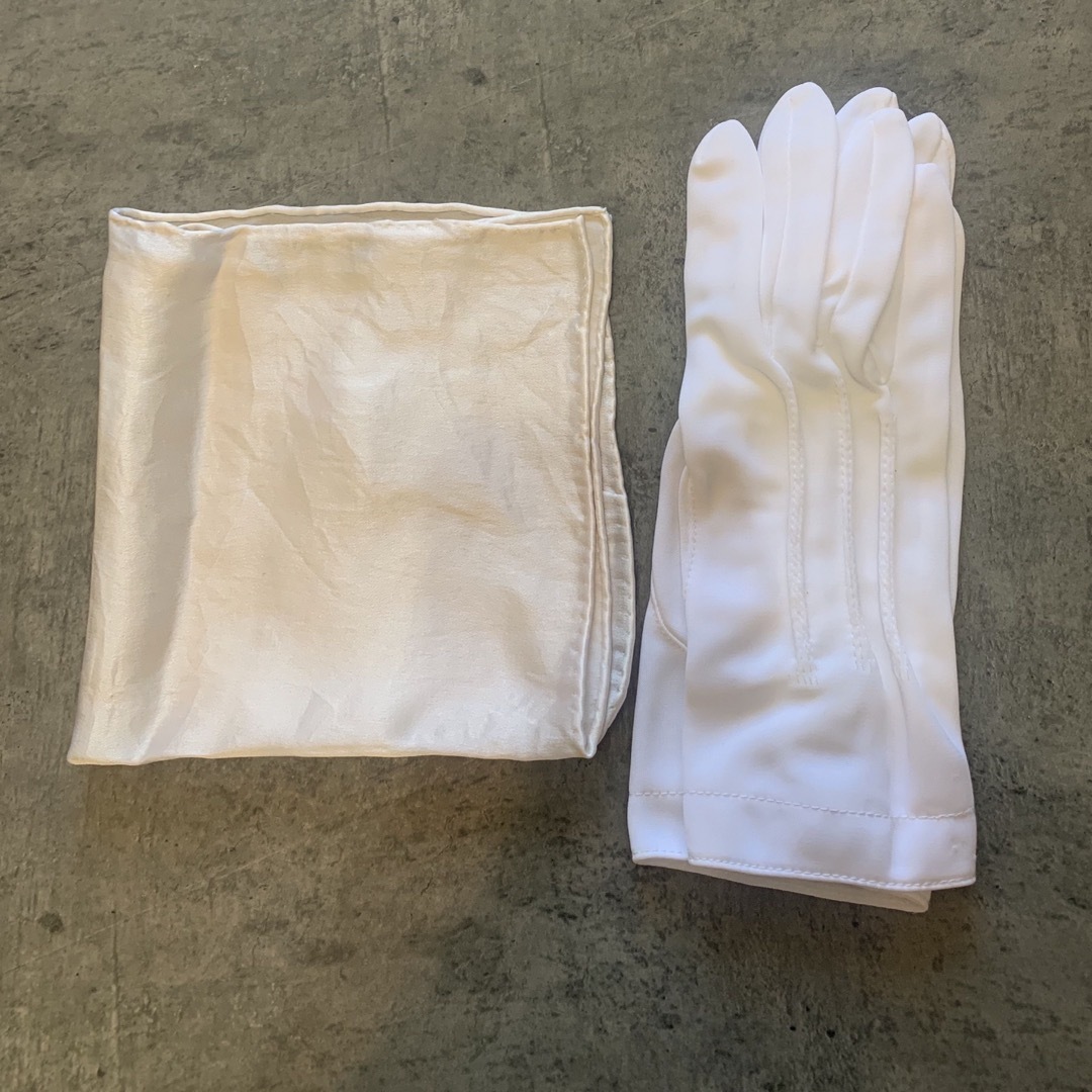 新郎小物セット　グローブ　ハンカチーフ メンズのファッション小物(手袋)の商品写真