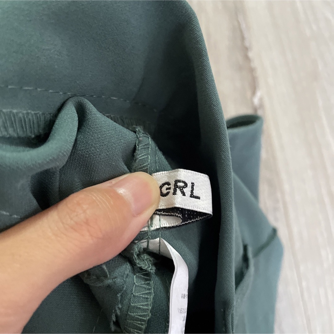 GRL(グレイル)のセンタープリーツ　フレアパンツ レディースのパンツ(カジュアルパンツ)の商品写真