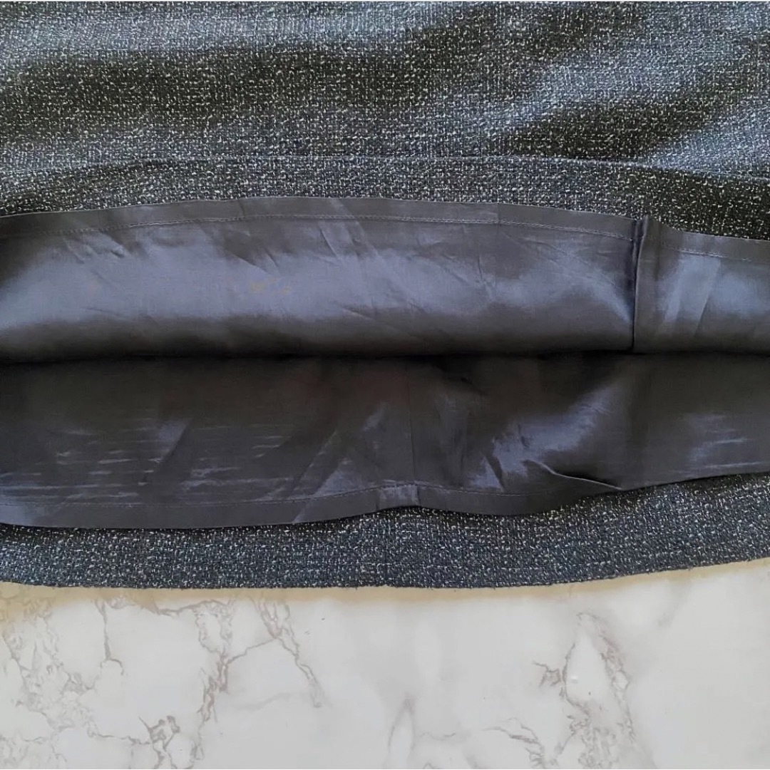 【美品】IENA ツイード　膝丈　台形スカート　40サイズ　レディース　黒 レディースのスカート(ひざ丈スカート)の商品写真