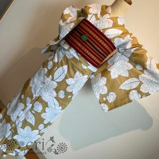 【新品/2点セット】黄土色に大きな白いお花(浴衣)