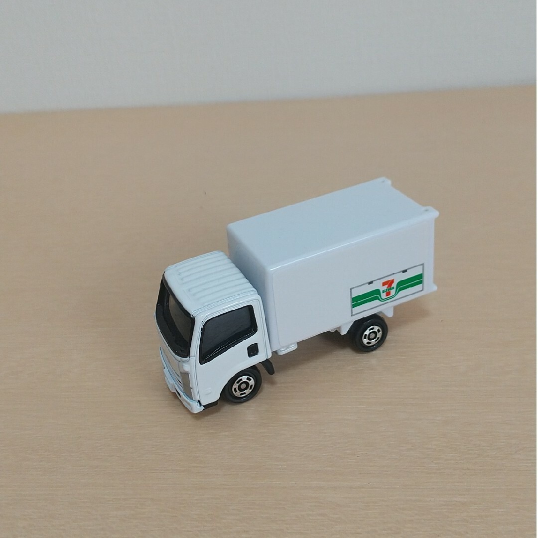 セブントラック　ミニカー エンタメ/ホビーのおもちゃ/ぬいぐるみ(ミニカー)の商品写真