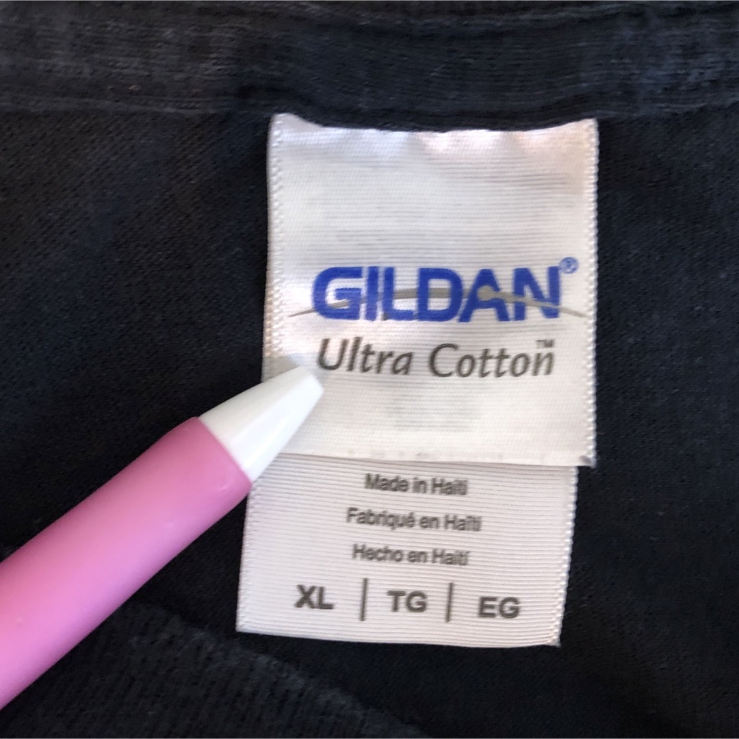 GILDAN(ギルタン)のギルダン】半袖Tシャツ　ミシガン　ドクロ　ガイコツ　アメフト　カレッジロゴ黒50 メンズのトップス(Tシャツ/カットソー(半袖/袖なし))の商品写真