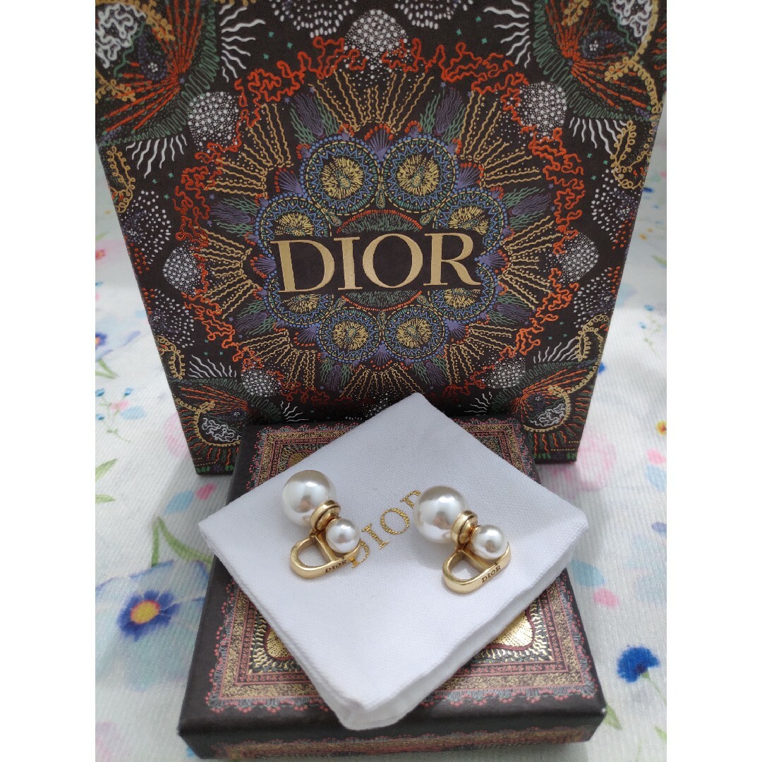 Christian Dior - 箱付新品同様✨ ディオール お買い得ピアス