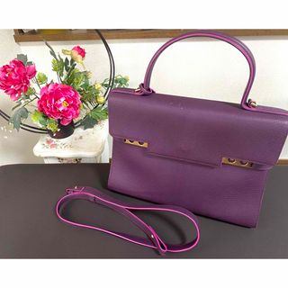 デルヴォー(DELVAUX)の希少カラー✨️最高級クリスピーカーフ✨️タンペート(ハンドバッグ)