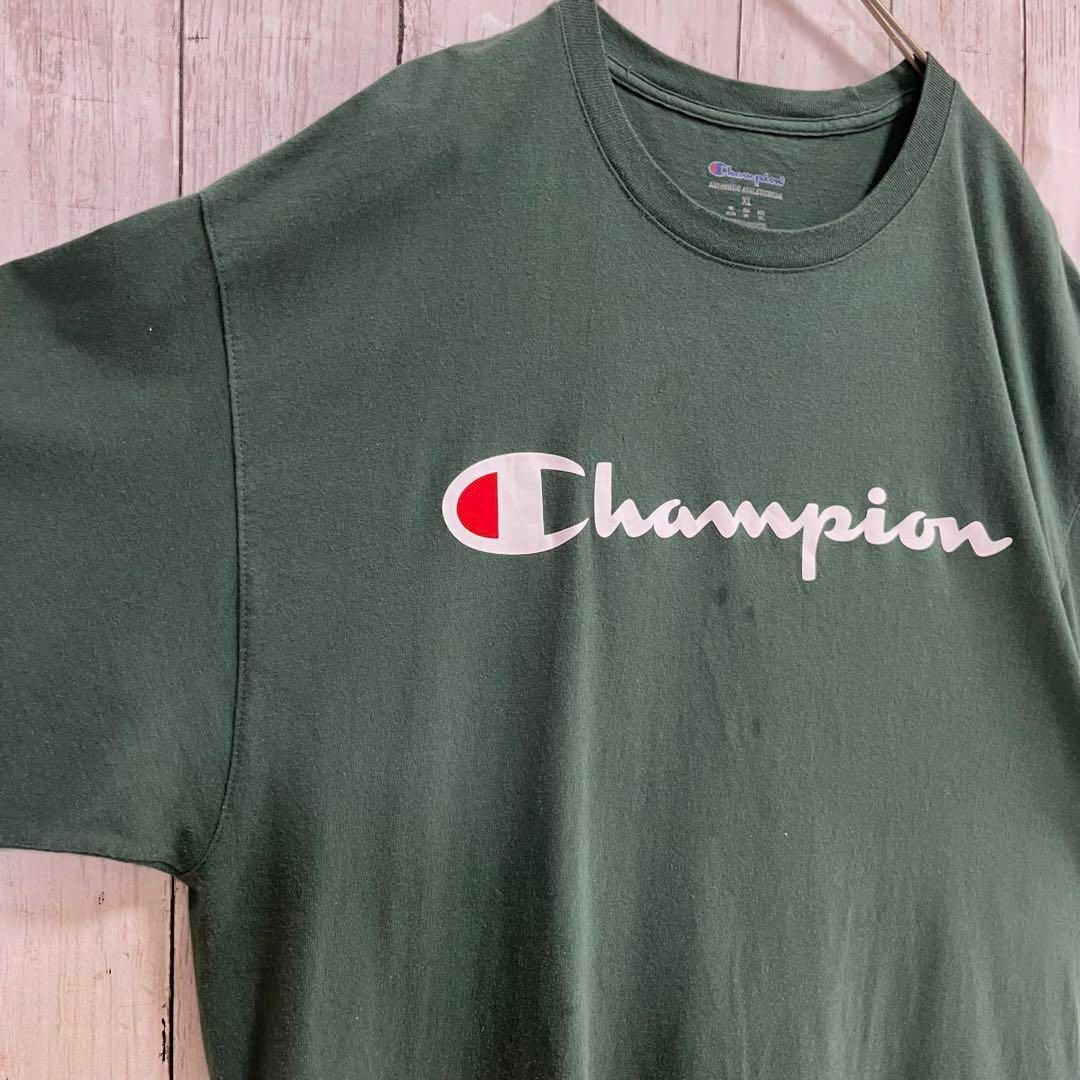 Champion(チャンピオン)のアメリカ古着CHAMPION ゆるだぼオーバーサイズビッグロゴプリントTシャツ緑 メンズのトップス(Tシャツ/カットソー(半袖/袖なし))の商品写真