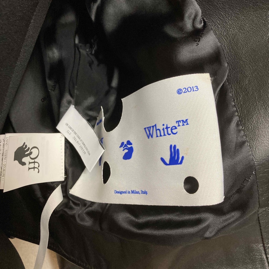 OFF-WHITE(オフホワイト)のoffwhiteショート丈ライダースジャケット レディースのジャケット/アウター(ライダースジャケット)の商品写真