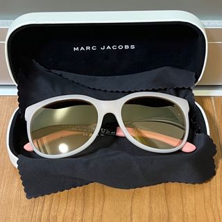 マークバイマークジェイコブス(MARC BY MARC JACOBS)のmarc by marc jacobs サングラス　ピンク(サングラス/メガネ)