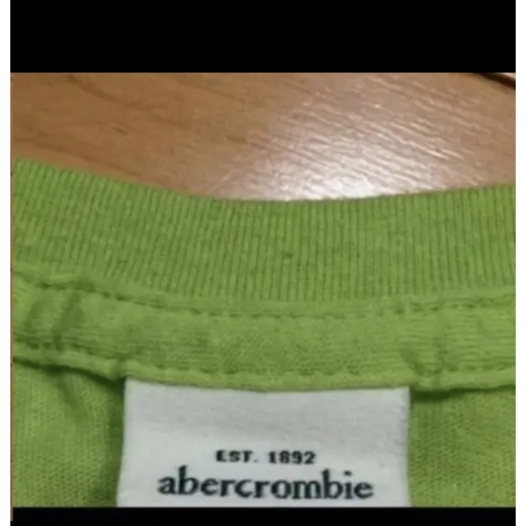 Abercrombie&Fitch(アバクロンビーアンドフィッチ)のアバクロライトグリーンT レディースのトップス(Tシャツ(半袖/袖なし))の商品写真