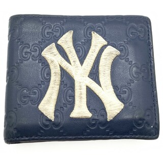 Gucci - グッチ ニューヨーク・ヤンキース シマ 二つ折り財布 レザーの