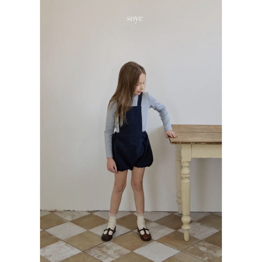 【新品未使用】soye kids 長袖トップス　韓国子供服 キッズ/ベビー/マタニティのキッズ服女の子用(90cm~)(ブラウス)の商品写真