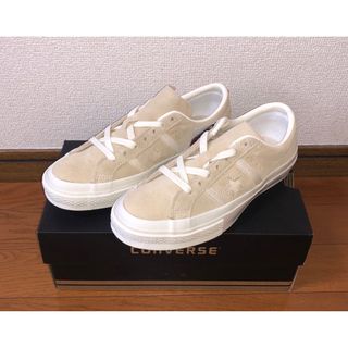 コンバース(CONVERSE)の23.5cm 新品 CONVERSE STAR&BARS SUEDE ベージュ(スニーカー)