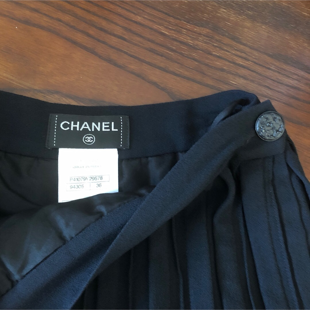 CHANEL(シャネル)のCHANEL ブラックミニスカート レディースのスカート(ミニスカート)の商品写真
