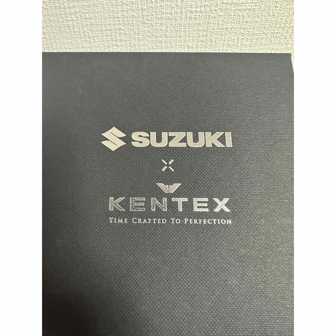 SUZUKI × KENTEX MOTO-R コラボウォッチ「GSX-R」