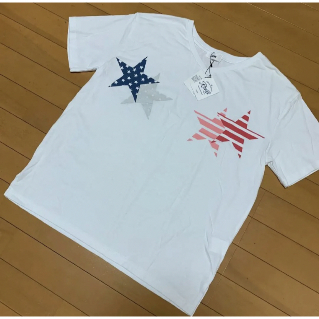 RODEO CROWNS WIDE BOWL(ロデオクラウンズワイドボウル)の【新品】RCWB 星柄 VネックTシャツ(F)ロデオクラウンズ RODEO レディースのトップス(Tシャツ(半袖/袖なし))の商品写真