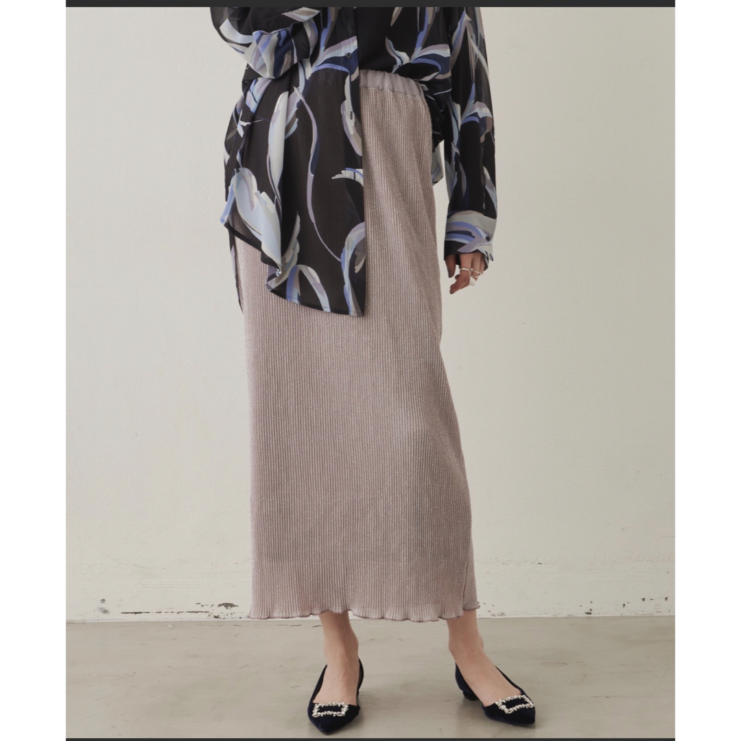 la belle Etude(ラベルエチュード)のラベルエチュード　シャイニーロング Iラインスカート レディースのスカート(ロングスカート)の商品写真