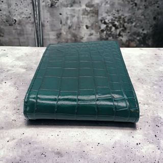 t45【本物証明証付き】AT13 本革 クロコダイル 二つ折り財布 腹 ネイビー-