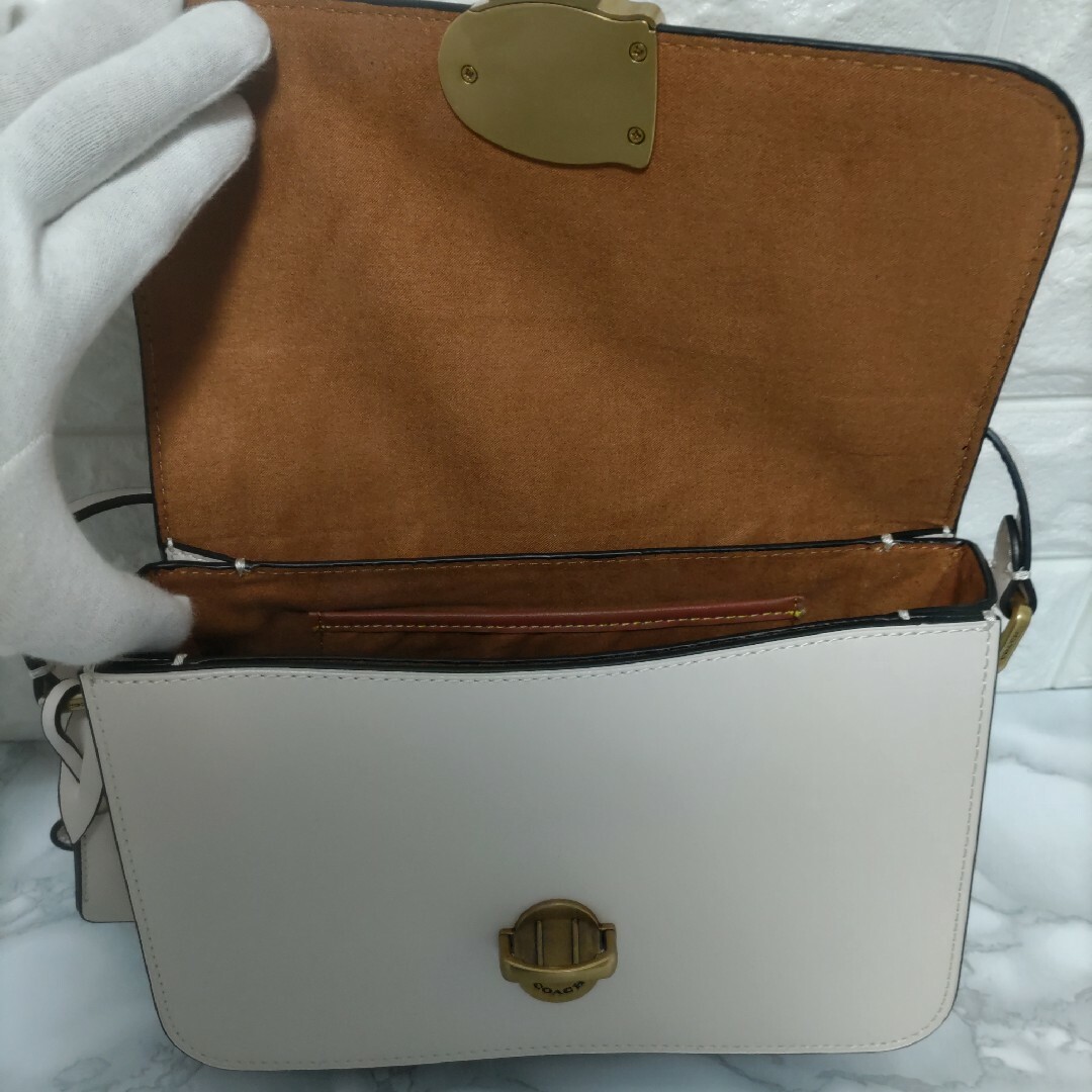 新品 COACH コーチ ストゥディオ レザー ショルダーバッグ ホワイト