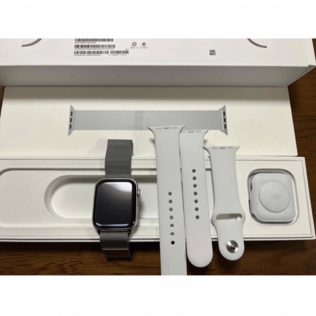 Apple Watch(アップルウォッチ)の妲己様専用 スマホ/家電/カメラのスマートフォン/携帯電話(その他)の商品写真
