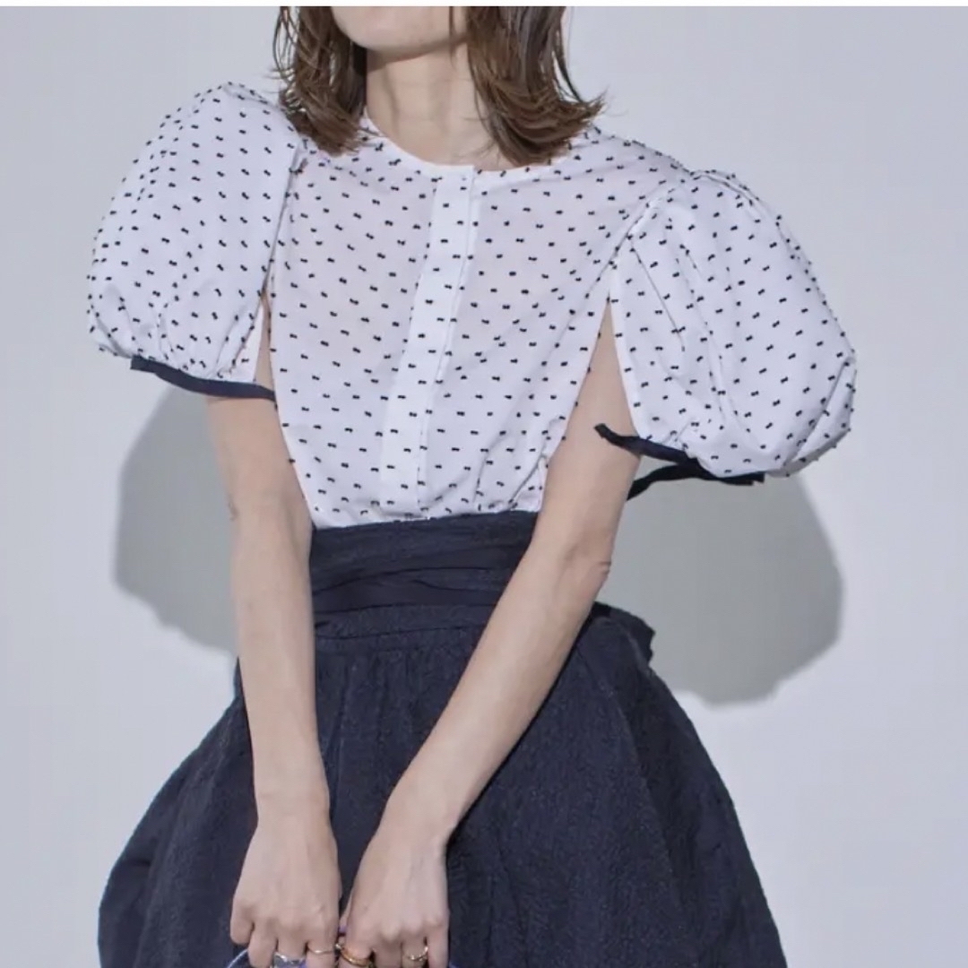 定価以下RIKO TOKYO リコ トーキョー????Bonbon blouse????新品