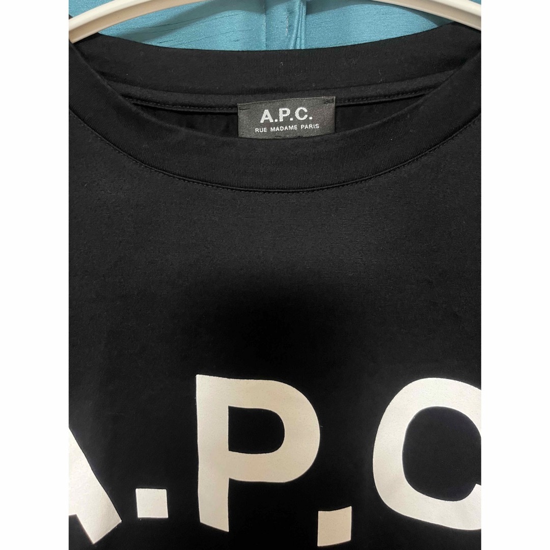 A.P.C(アーペーセー)のA.P.C. /アーペーセー　別注 オーバーサイズ ロゴプリント Tシャツ　XL メンズのトップス(Tシャツ/カットソー(半袖/袖なし))の商品写真